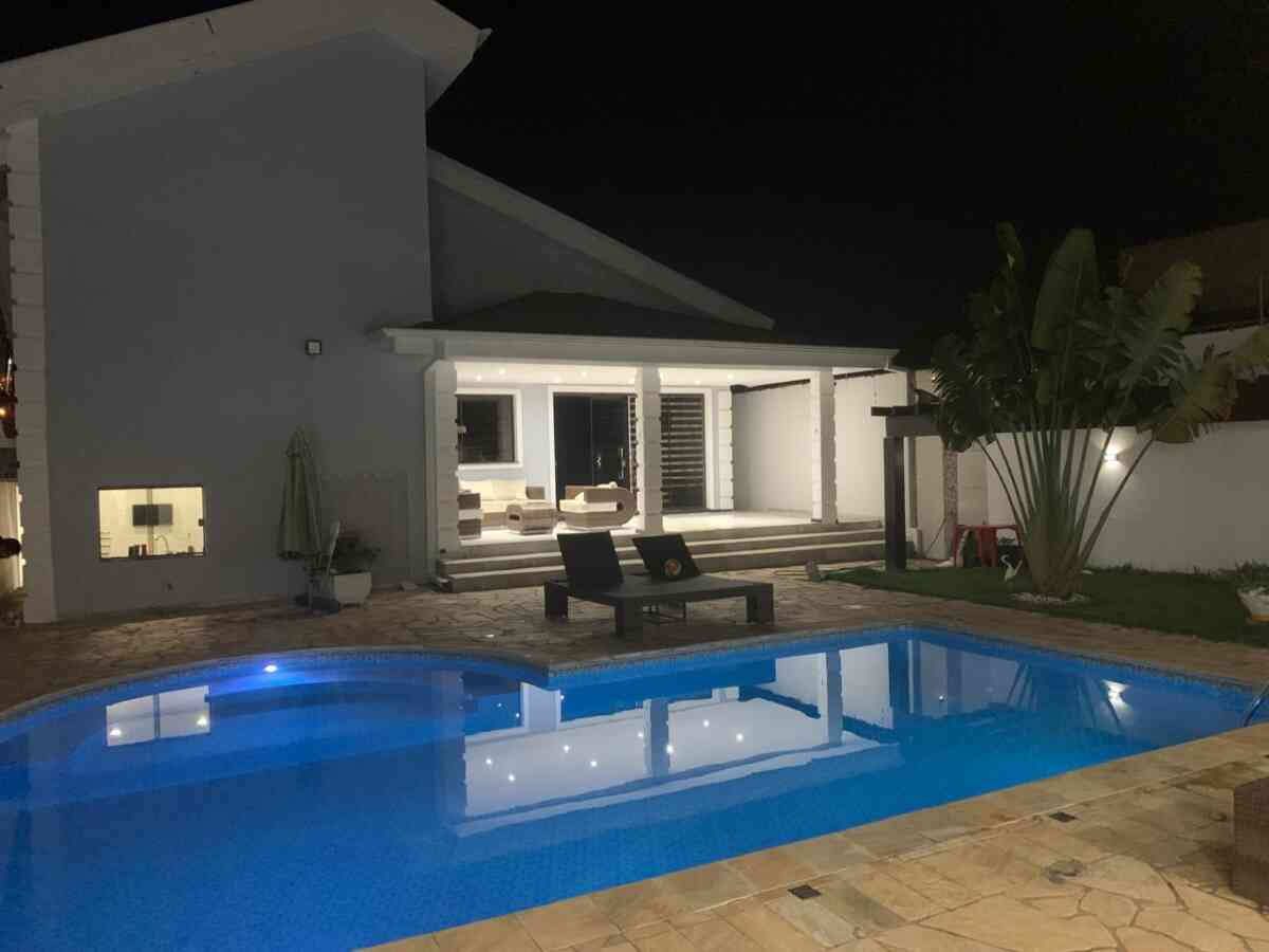 casa-venda-jacupiranga-sp-alto-padrao=5-dormitorios-piscina-churrasqueira-1150m2-area-total-compra-financia-area-gourmet-oportunidade-7