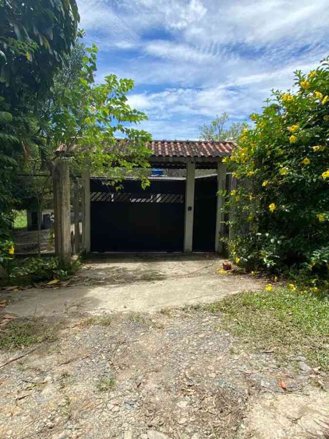 chacara-sitio-estrada cananeia-7 km de pariquera-açu-2 casas-lazer-moradia-cercada-pomar-braço magro-5