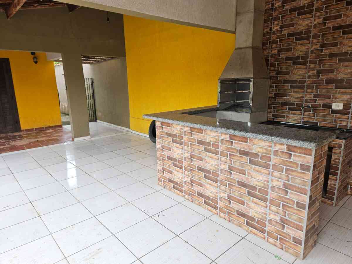 Casa-a-Venda-centro-pariquera-acu-terreno-amplo-418m2-area-total-comprar-financia-4-dormitorios-2