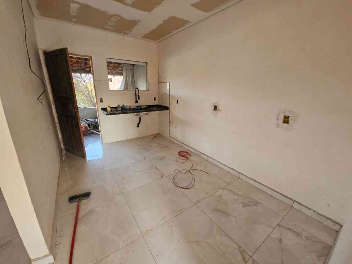 casa-a-venda-2-quartos-sala-cozinha-banheiro-garagem-dois-carros-area-gourmet-pariquera-minha-casa-minha-vida-jardim-alvorada-caixa-mcmv-4