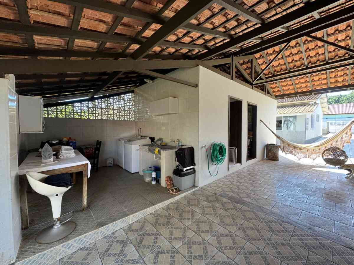 Casa-a-venda-centro-pariquera-açu-4-quartos-2-salas-cozinha-area-gourmet-17
