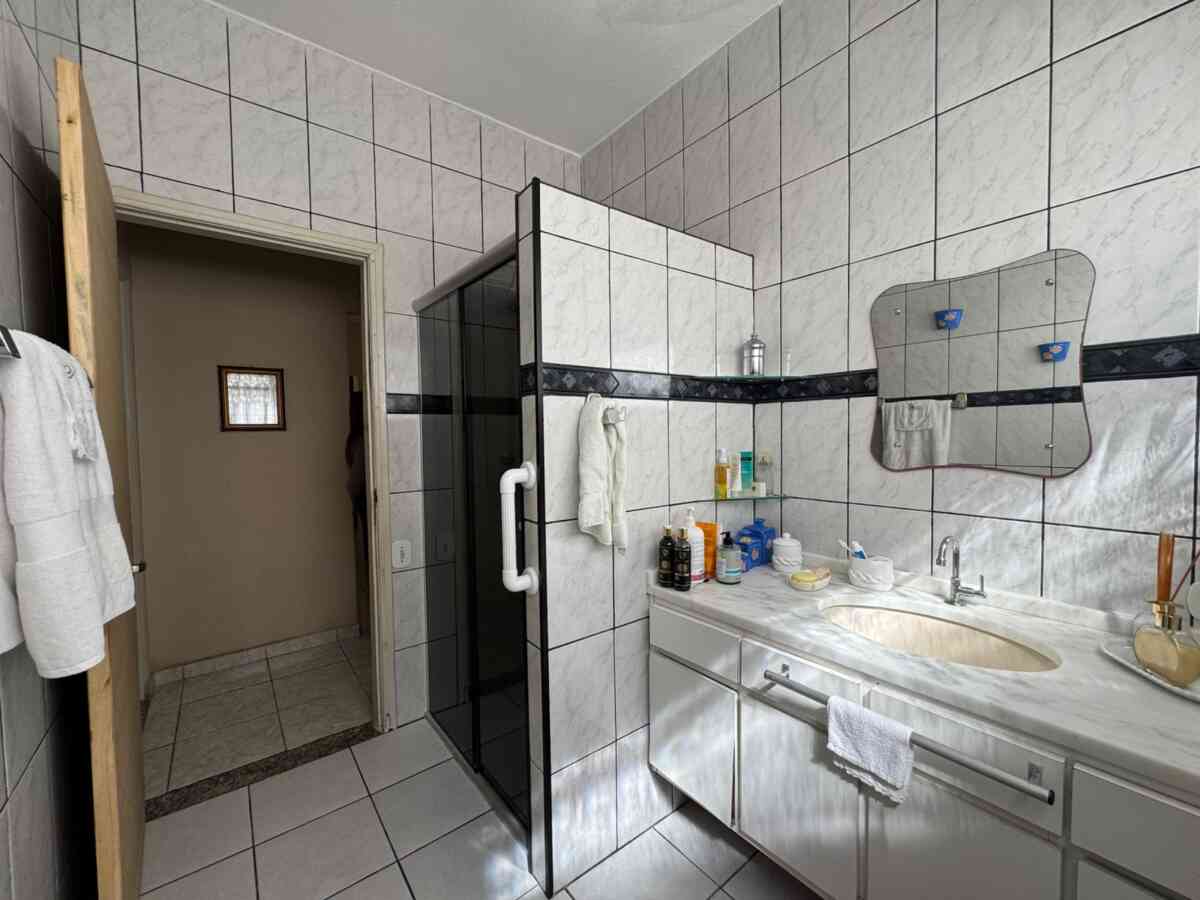 Casa-a-venda-centro-pariquera-açu-4-quartos-2-salas-cozinha-area-gourmet-3