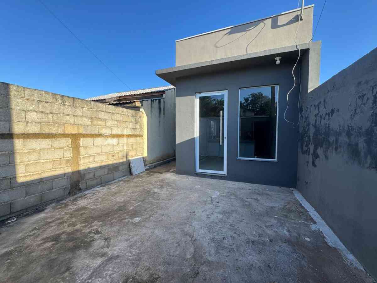 casa-2-dormitorios-garagem-murada-moderna-venda-compra-pariquera-acu-sp-150m2-area-total-6