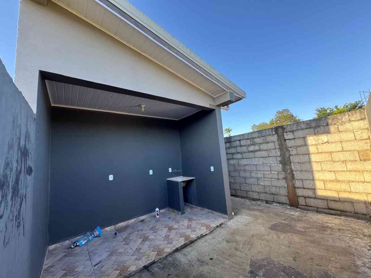 casa-2-dormitorios-garagem-murada-moderna-venda-compra-pariquera-acu-sp-150m2-area-total-8