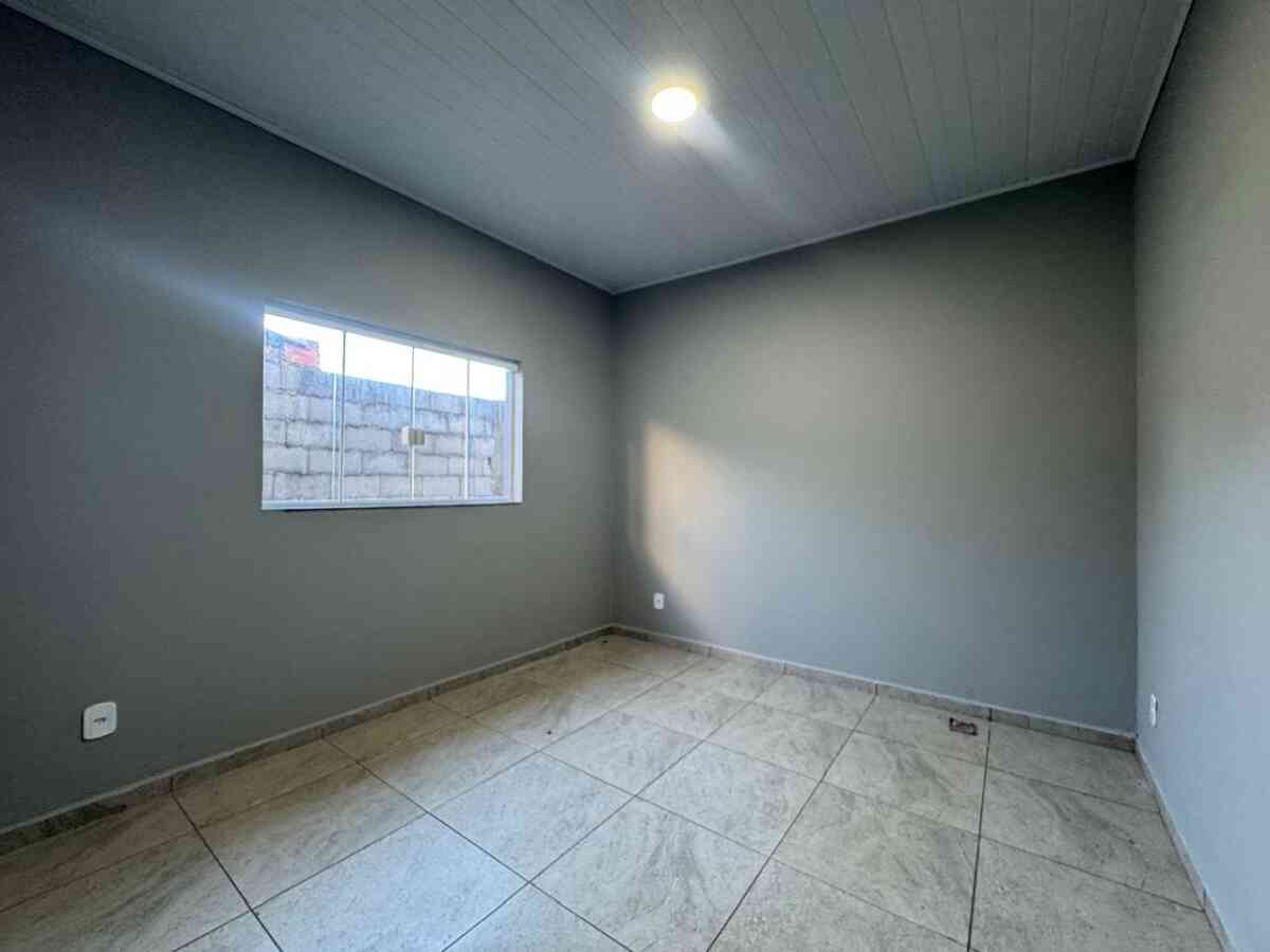 casa-2-dormitorios-garagem-murada-moderna-venda-compra-pariquera-acu-sp-150m2-area-total