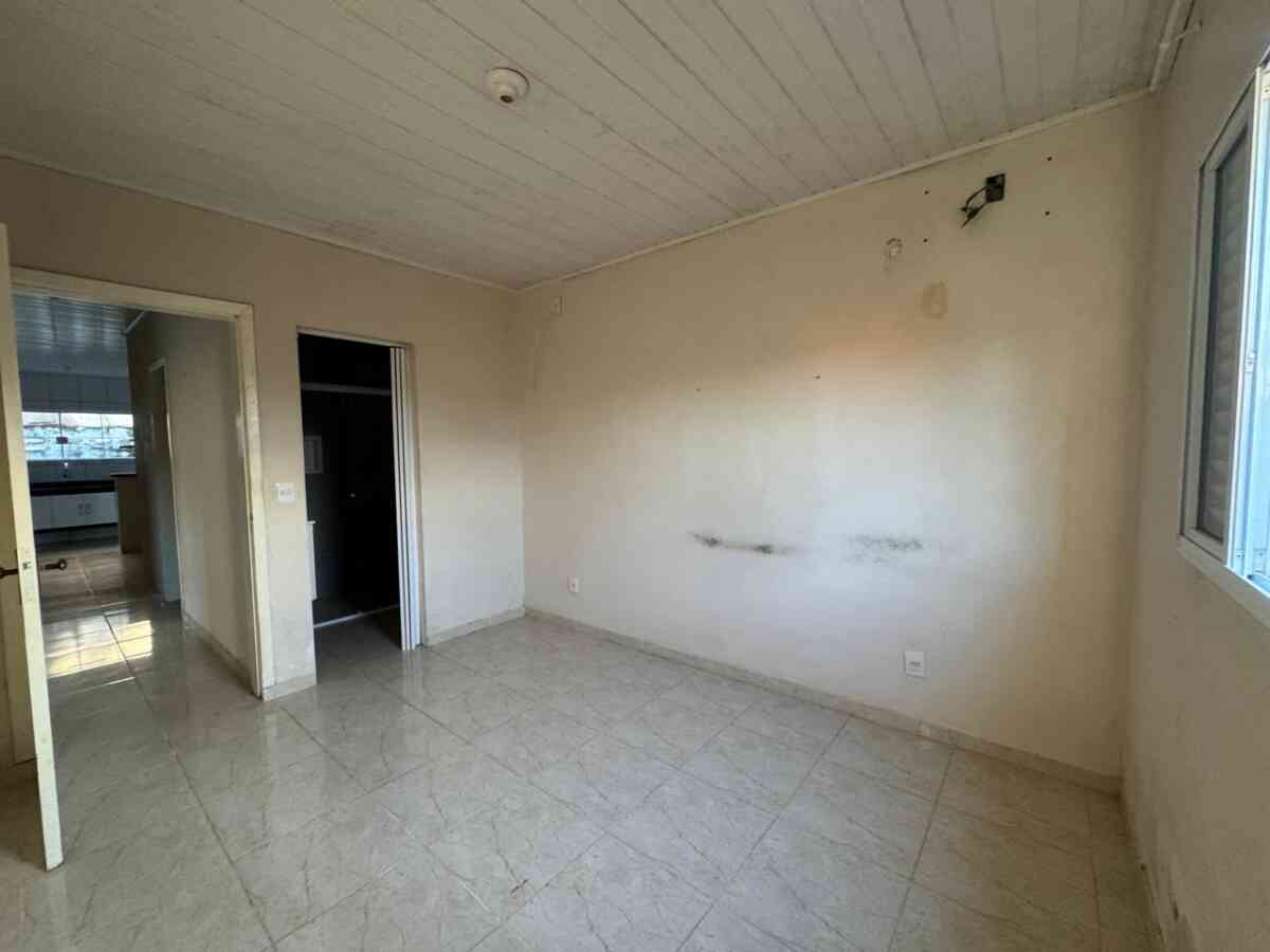 casa-a-venda-vila-roseli-pariquera-acu-sp-2-dormitorios-mais-um-sobrado-com-2-dormitorios-6