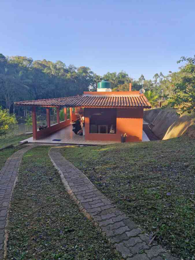 chacara-sitio-a-venda-em-pariquera-acu-sp-lago-pomar-peixe-casa-suite-2-dormitorios-churrasqueira-proxima-centro-lazer-moradia-2