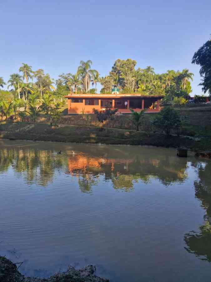 chacara-sitio-a-venda-em-pariquera-acu-sp-lago-pomar-peixe-casa-suite-2-dormitorios-churrasqueira-proxima-centro-lazer-moradia-7